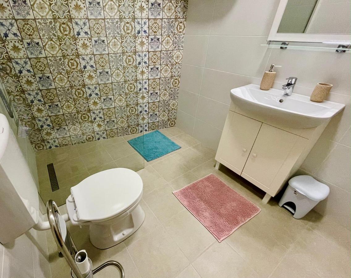 Voeroesmarty Apartmanhaz Makó Exteriér fotografie