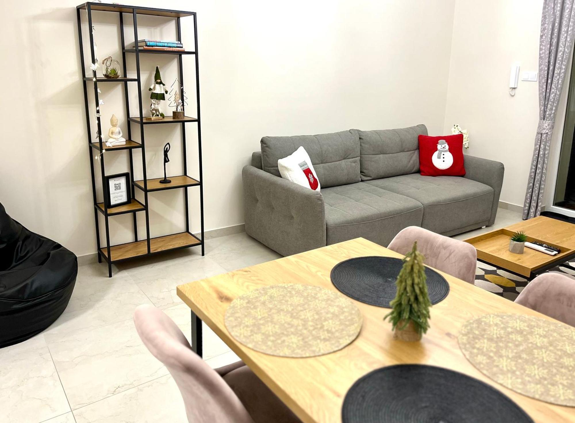 Voeroesmarty Apartmanhaz Makó Exteriér fotografie
