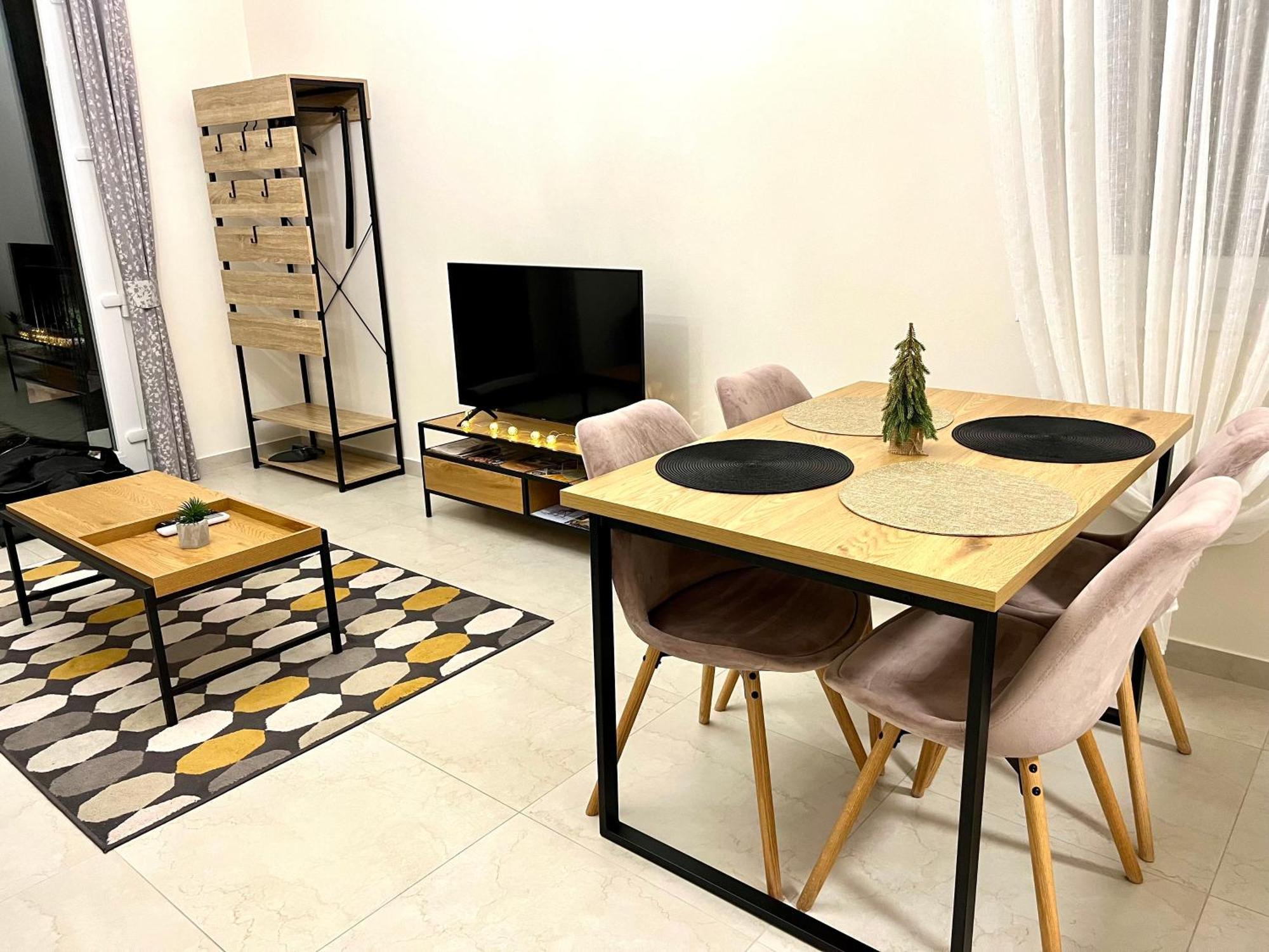 Voeroesmarty Apartmanhaz Makó Exteriér fotografie