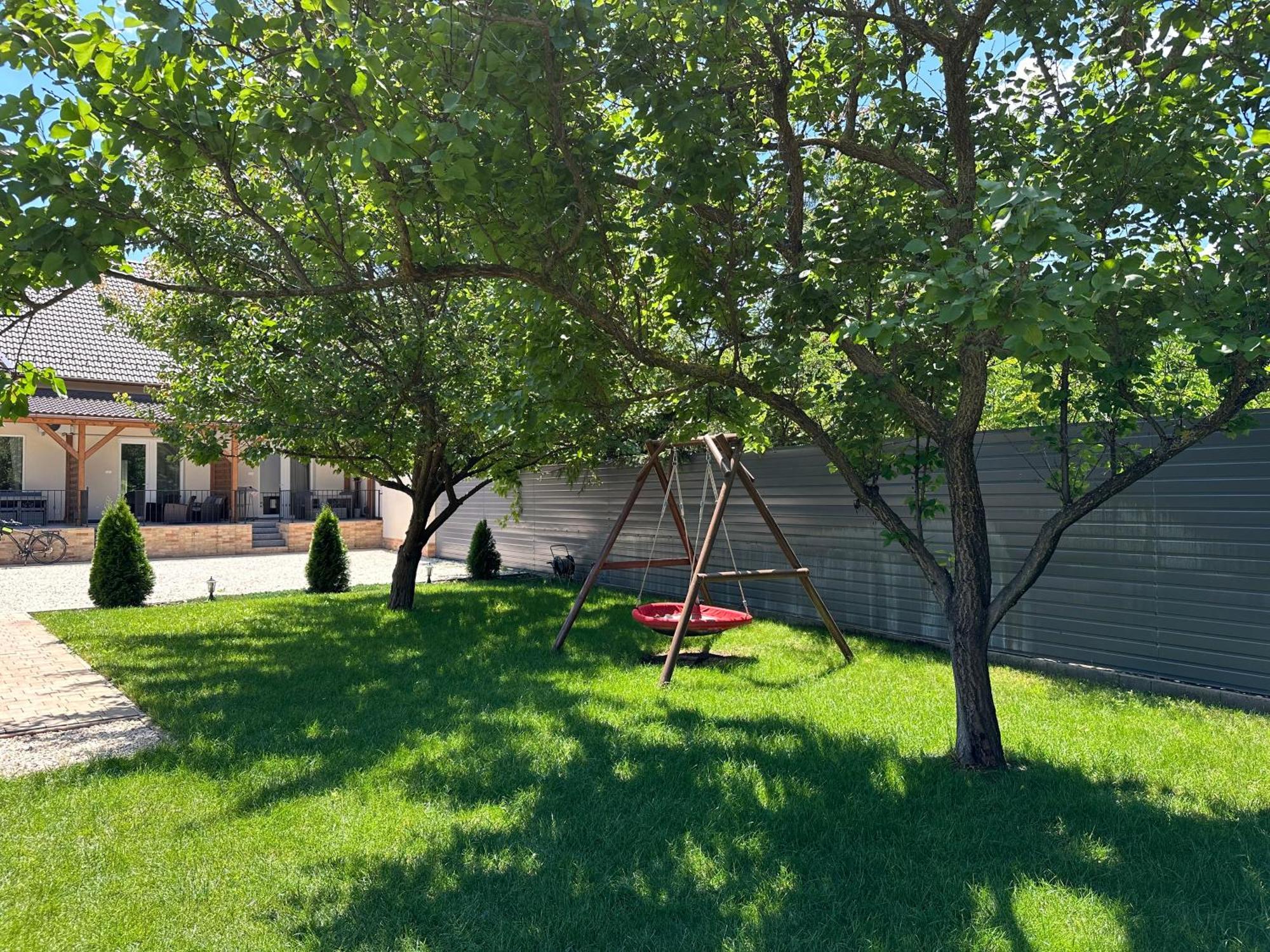 Voeroesmarty Apartmanhaz Makó Exteriér fotografie